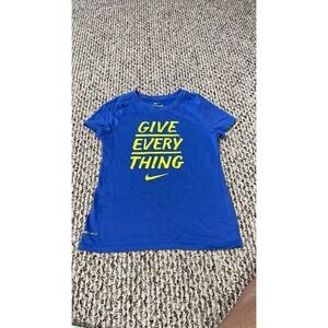 Girl's‎ Nike T-shirt